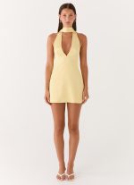 Alicia Satin Halter Mini Dress - Pastel Yellow - 图片 4