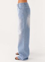 Back Again Straight Leg Denim Jeans - Light Wash Blue - 图片 3