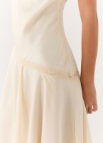 Cleosa Asymmetrical Midi Dress - Ivory - 图片 6