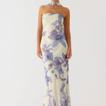Under The Pagoda Maxi Dress - Violet Blossom