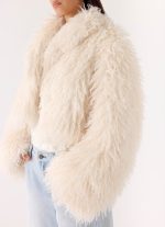 Virginia Cropped Faux Fur Jacket - Ivory - 图片 7