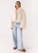 Virginia Cropped Faux Fur Jacket - Ivory - 图片 8